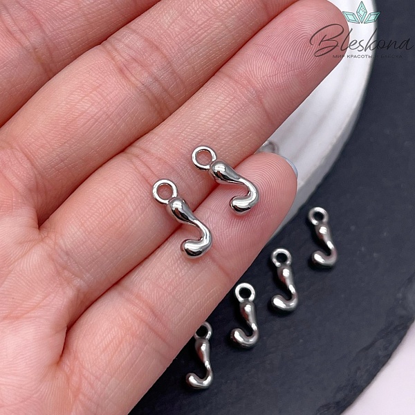 13 мм Цвет серебро, Буква гладкая J