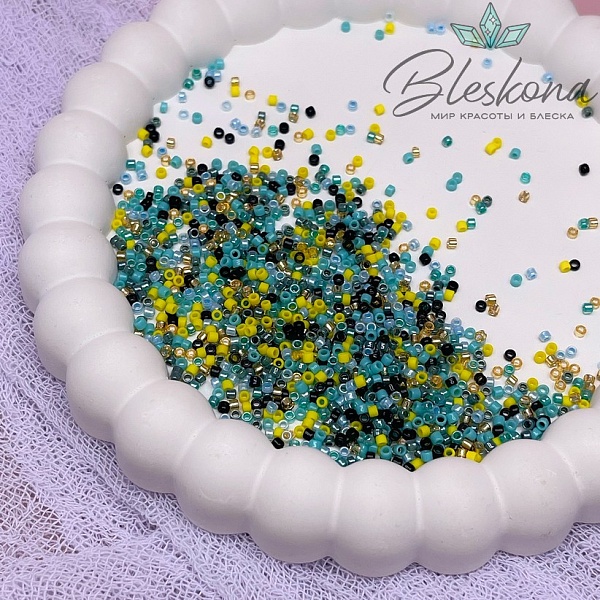 Бисер TOHO round 11/0 цвет №60-010 (микс)