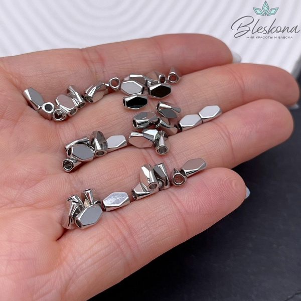 6*4 мм Цвет серебро, Бусина 3 грани