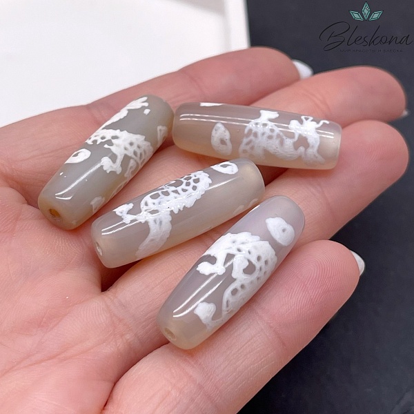 Бусина Дзи Дракон серо-белый бочонок 30*11мм