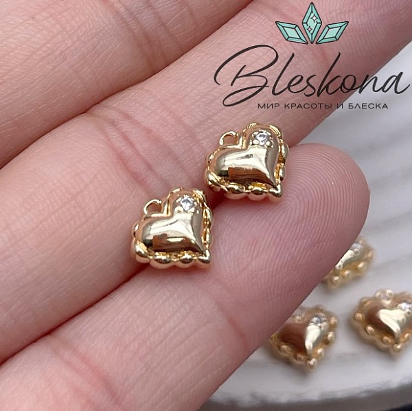 8,7*9 мм Цвет золото, Подвеска сердце шарики циркон
