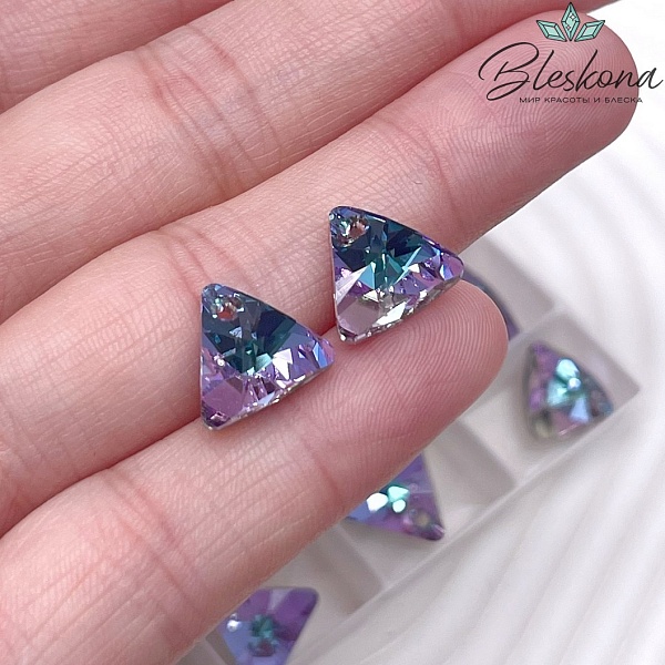 6628 XILION Triangle 12мм Crystal Vitrail Light (VL) P