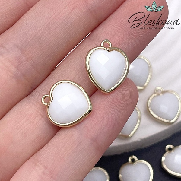 13*15мм,Цвет золото ,Подвеска Сердце агат белый имитация огранка