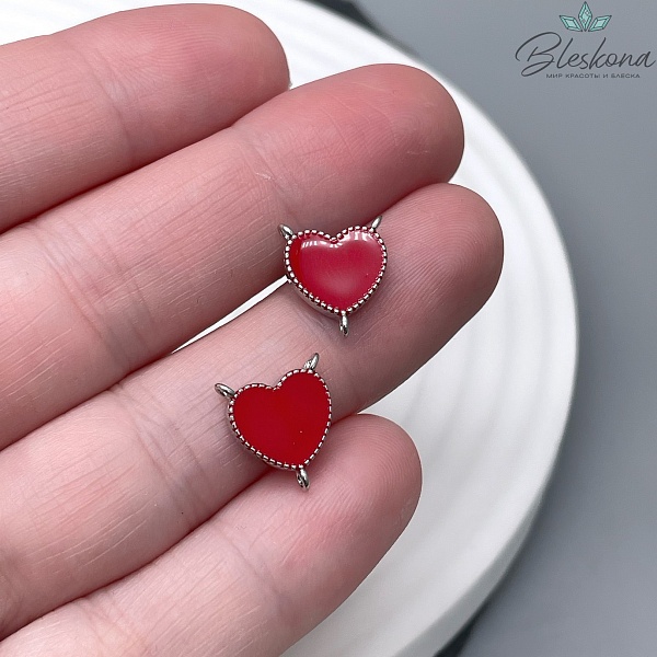 Коннектор сердце красная эмаль, цвет серебро 10,5*11,5мм 