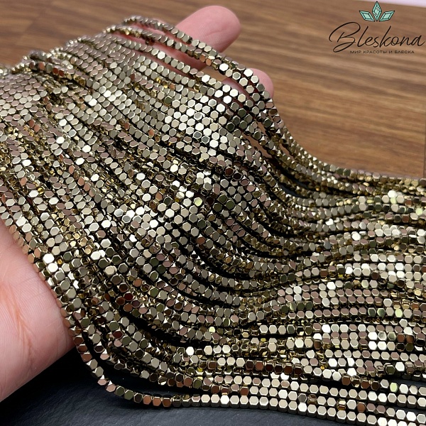 2 мм Гематин имитация, цвет темное золото, куб огранка