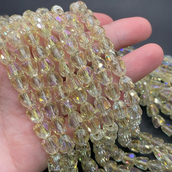 8 мм Стекло Lux, колокольчик, цвет песочный с переливом