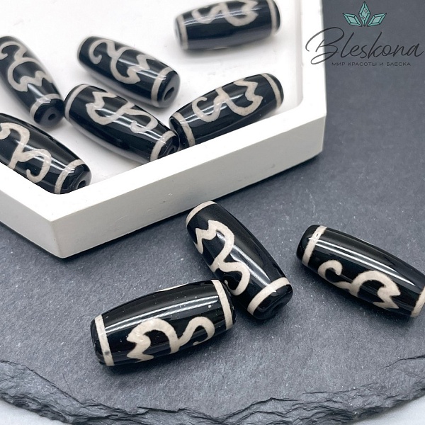 Бусина Дзи Лотос черно-белый бочонок 25*11 мм