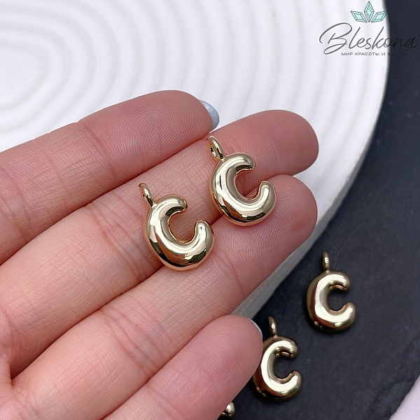 18 мм, Цвет золото, Буква объемная C