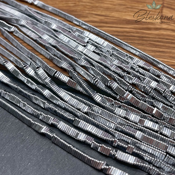 4мм Гематин имитация, темное серебро треугольник