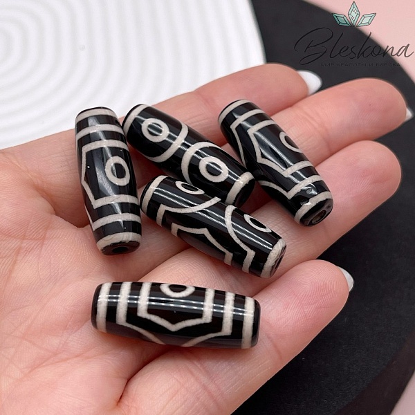 Бусина Дзи 3 глаза черно-белый бочонок 28*13 мм