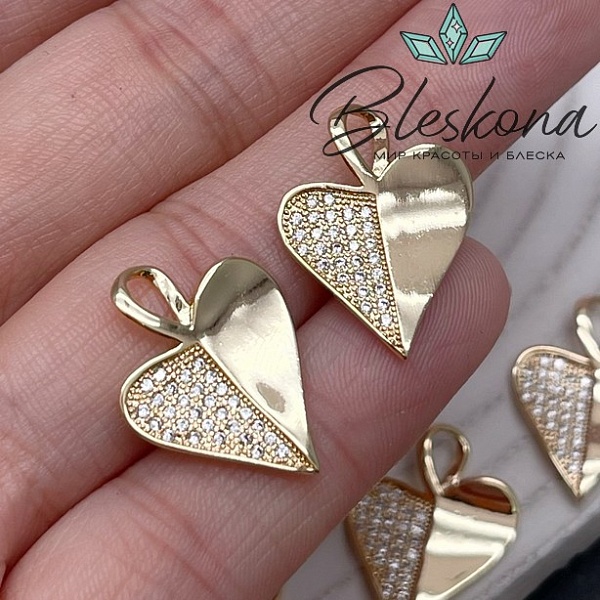 21,5*16 мм Цвет золото, Подвеска сердце с цирконами 