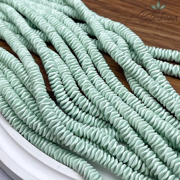 Радужный Агат зеленый диски волна  2*6 мм (имитация)