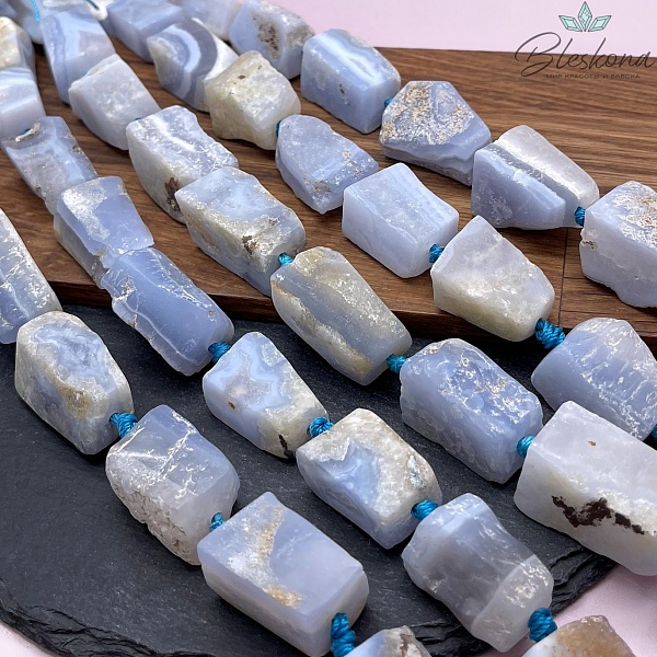 (24-29)*(16-19) мм, Агат голубой (Сапфирин) куски