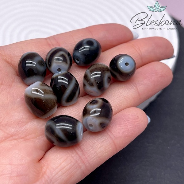 Бусина Дзи 1 глаз и горный пик черно-белый бочонок 12*14 мм