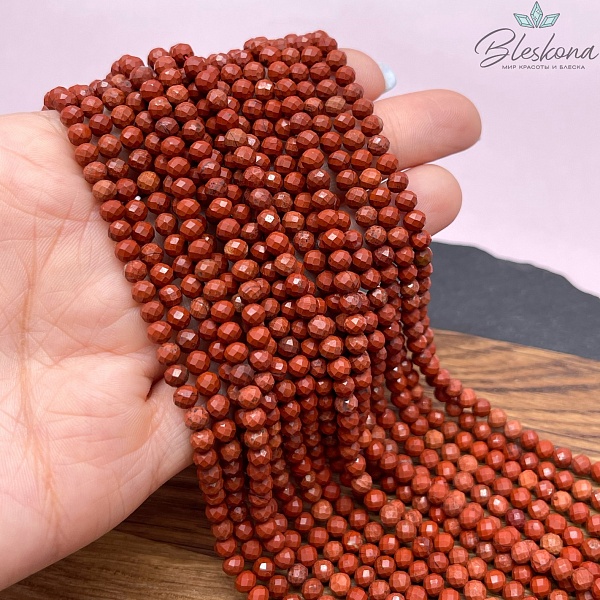 Яшма красная микроогранка 4,5 мм