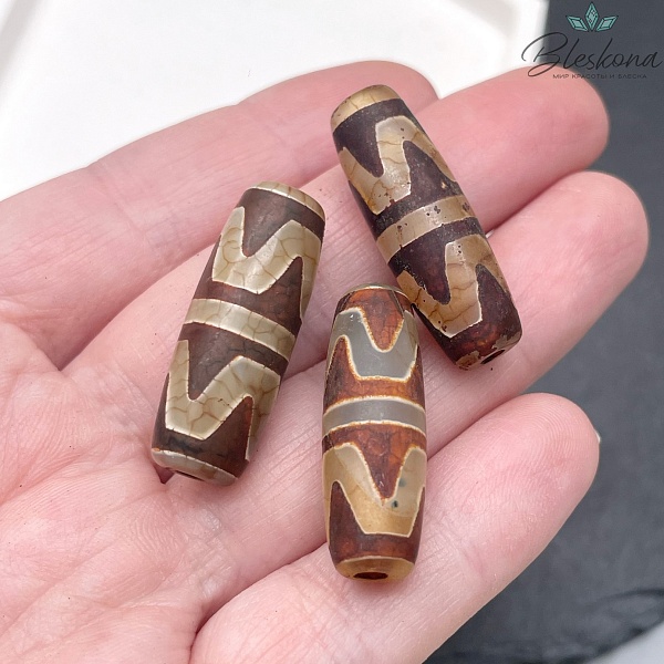 Бусина Дзи 2-й тигриный клык серо-коричневый бочонок 30*11 мм