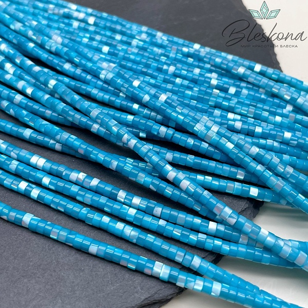 Перламутр ярко- голубой диски 4*2 мм 