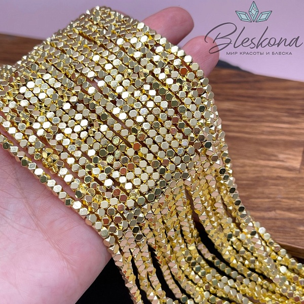 3 мм Гематин имитация, цвет светлое золото, куб огранка