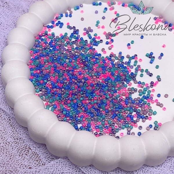 Бисер TOHO round 11/0 цвет №24-022 (микс)