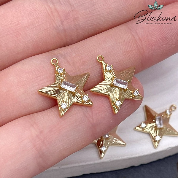 15*17мм Цвет золото, Подвеска Звезда полосы цирконы 