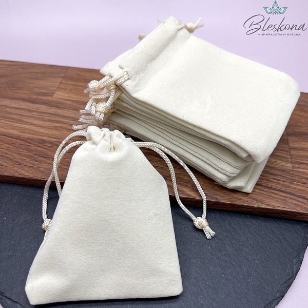 Мешочки бархат Светло-желтый 9*7 см 5шт