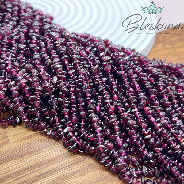 Крошка Гранат фиолетовый ширина бусин ~ 5-6 мм