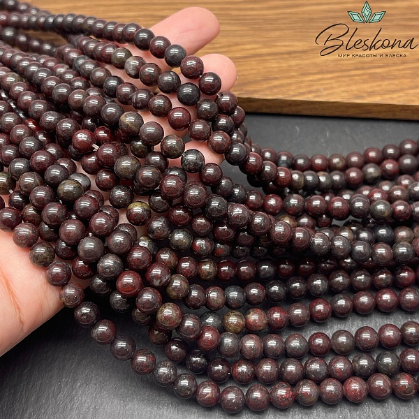 Кварц с включением гематита (Джеспилит) 6,5 мм