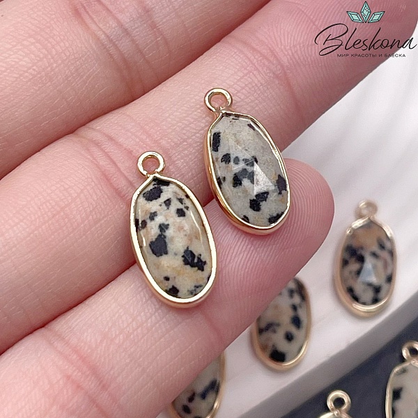 18*8,5 мм Цвет золото, Подвеска овал Яшма далматиновая огранка