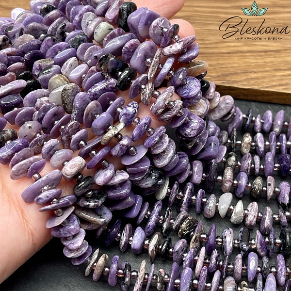 Чароит сколы шлифованные (2-4)*(8-11) мм