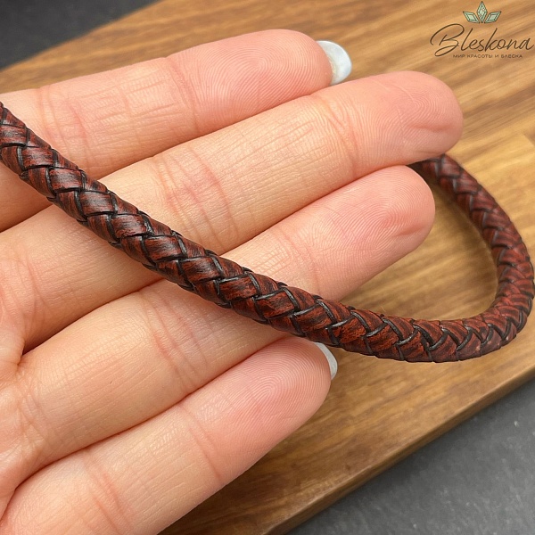 Шнур для браслетов из натуральной кожи красно- коричневый 6 мм