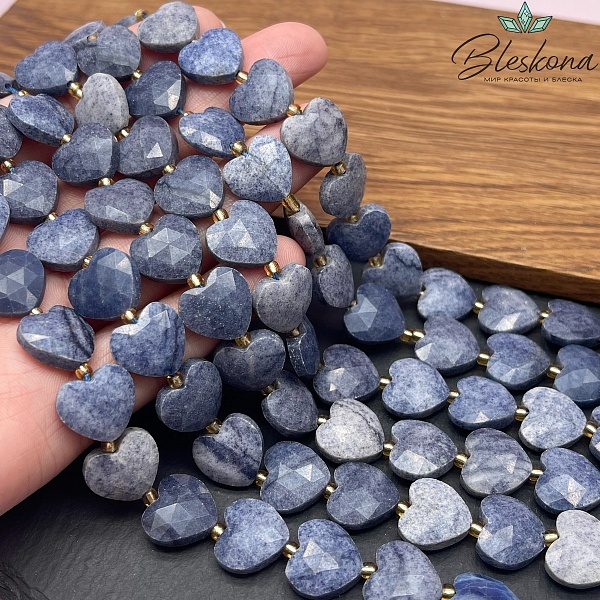 Содалит сердце огранка 14 мм