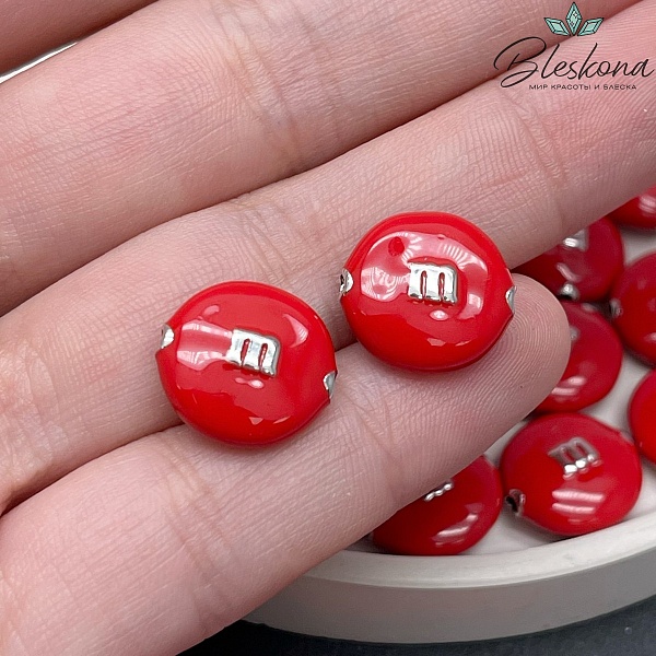 14*13 мм Цвет серебро, Бусина M&M`s красная эмаль