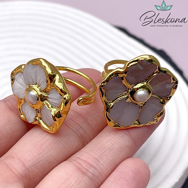 22 мм Цвет золото, Кольцо безразмерное Жемчуг цветок