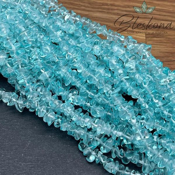 Крошка Кварц тонированный бирюзовый (имитация) ширина бусин ~ 7-9 мм