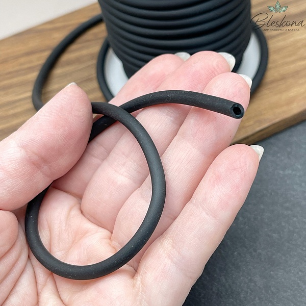 Каучуковый полый шнур, Цвет черный 4 мм