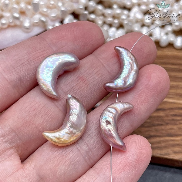 Жемчуг Полумесяц фиолетовый штучно ~ (16-17)*(10-11) мм 