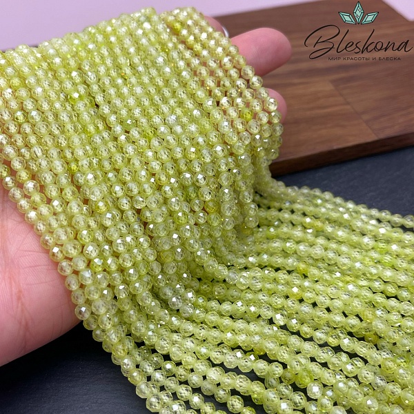 Циркон огранка светло-зеленый 4 мм (кубический цирконий, фианит) 