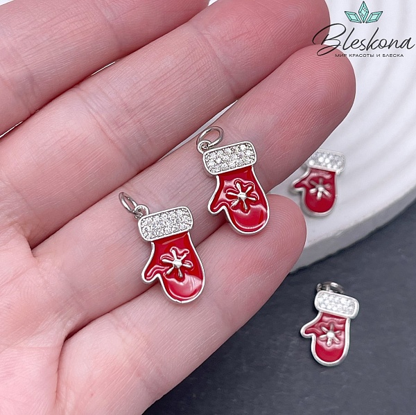 17*10 мм Цвет серебро, Подвеска варежка красная эмаль и цирконы