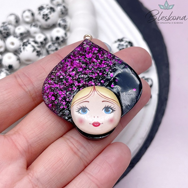 50*42 мм, Цвет золото, Подвеска Личико с кокошником темно-фиолетовый