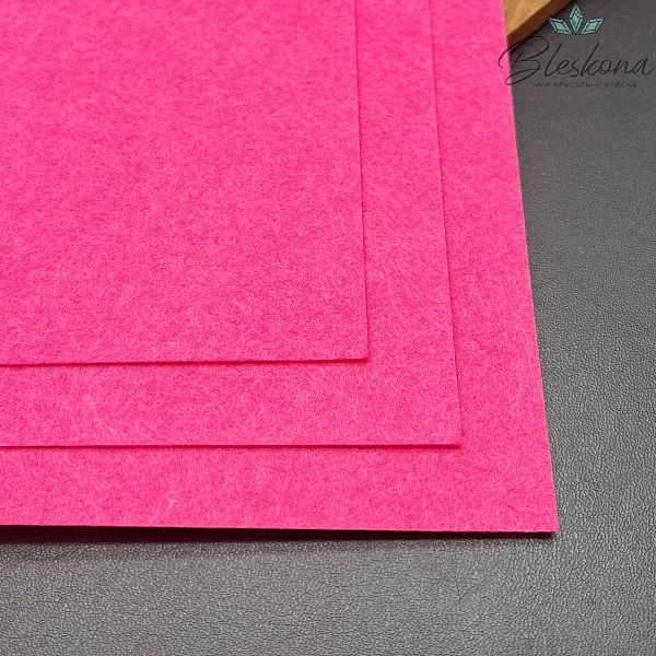 Фетр 1 мм, Цвет фуксия, 30*30 см