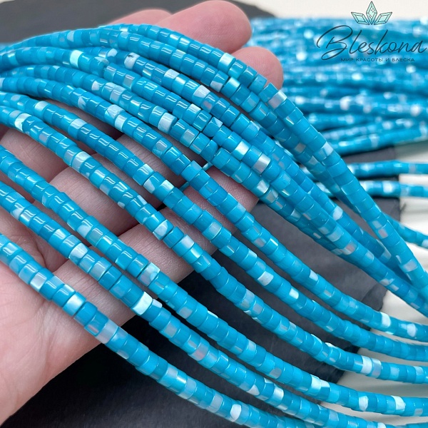 Перламутр ярко- голубой диски 4*2 мм 