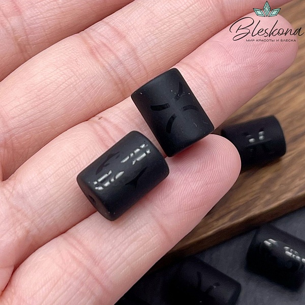 Бусина Знак зодиака Рыбы, стекло черное матовое 13,5*10 мм