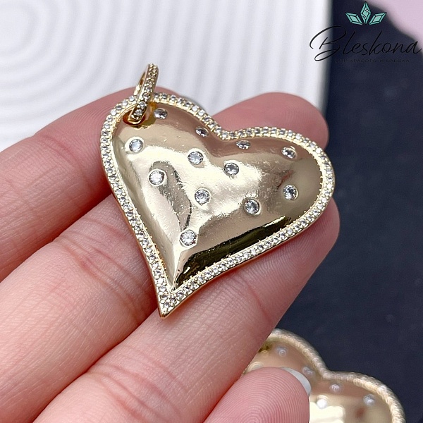 34,5мм Цвет золото, Подвеска  Сердце большое цирконы  