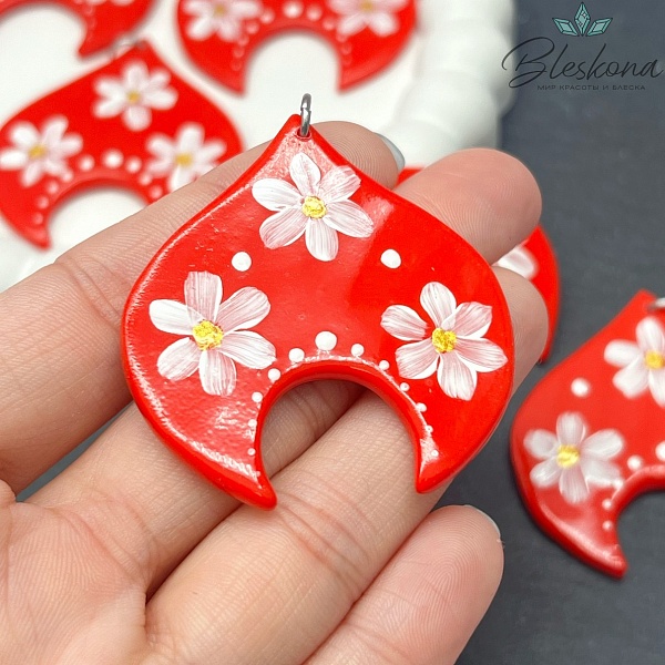 48*45 мм, Цвет серебро, Подвеска кокошник красный с ромашками