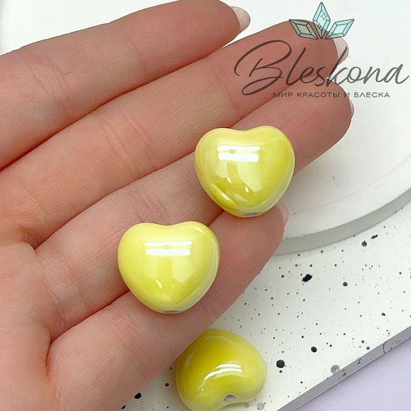 17 мм Бусина сердце, керамика цвет светло-желтый