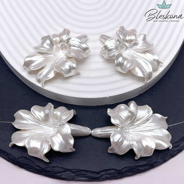 45*35 мм Подвеска цветок цвет белый 