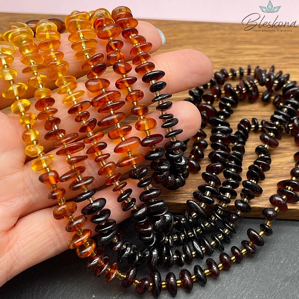 Янтарь микс крупная крошка №11  8-9 мм