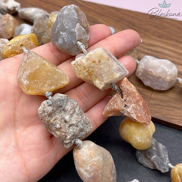 Агат куски (26-34)*(20-28) мм 