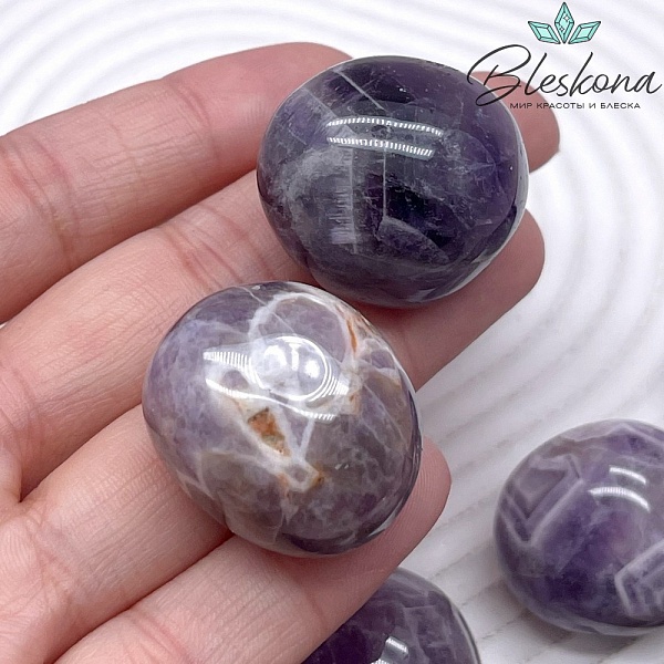 Аметист галтовка 23-29  мм