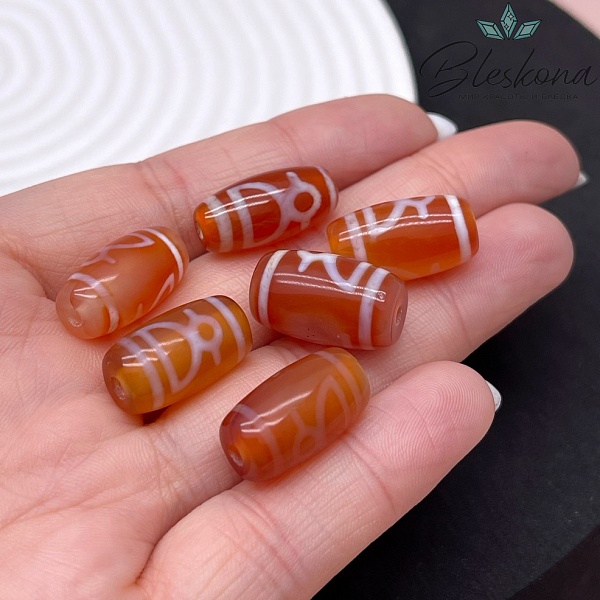 Бусина Дзи Кубера бело-коричневый бочонок №1 20*11 мм